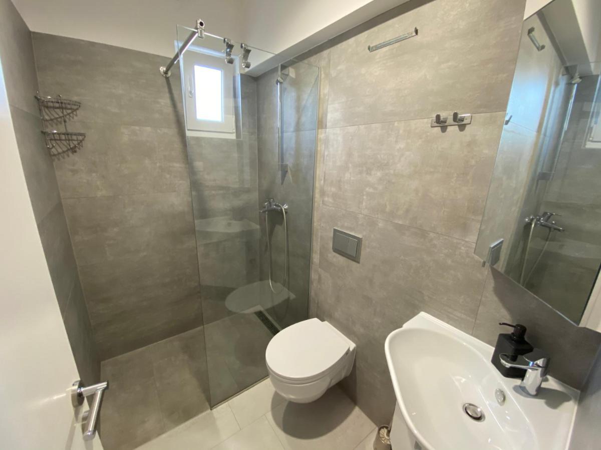 Apartmani Mateo โอมิช ภายนอก รูปภาพ
